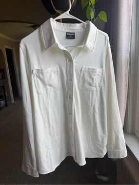32 Degrees Women's White Button-Down Shirt